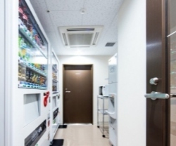 自動售販賣機、 製冰機、微波爐