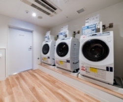 Coin-operated laundry