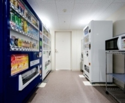 自動售販賣機、 製冰機、微波爐