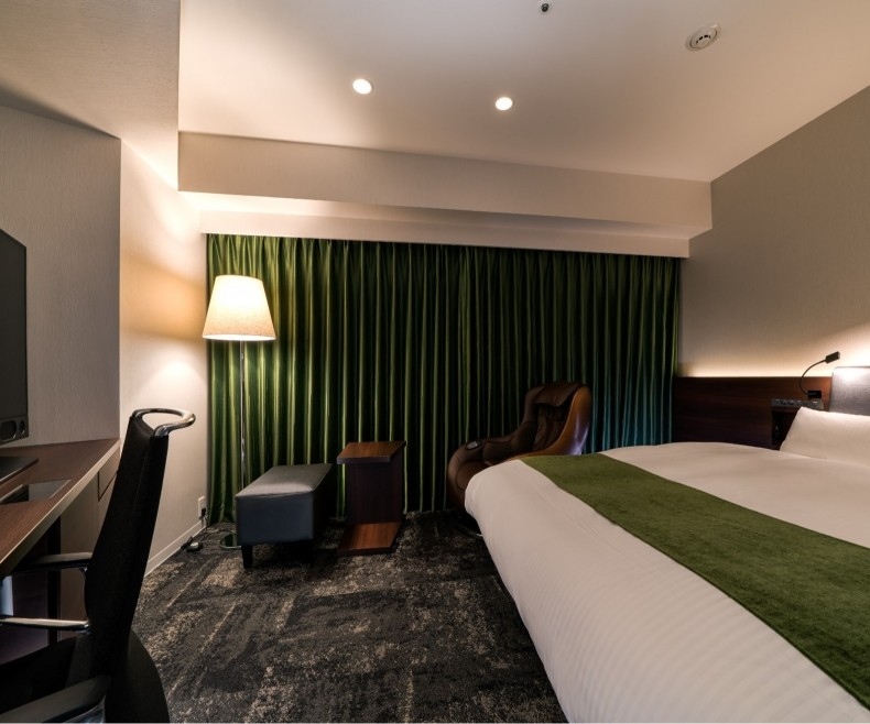 转角豪华双人房