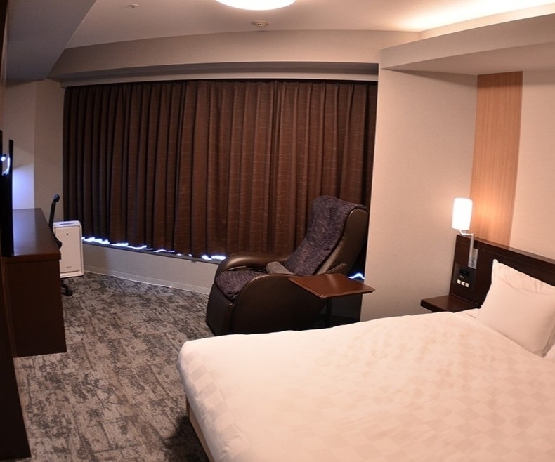 Standard Corner Double