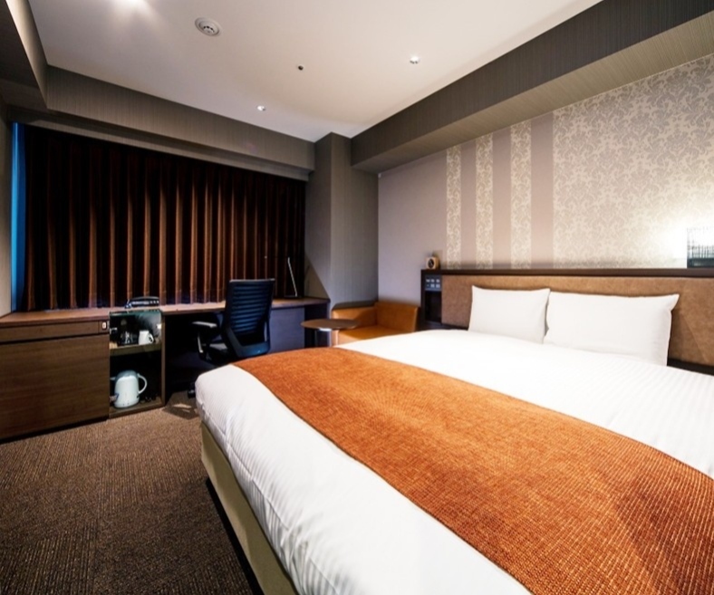 모더레이트 더블