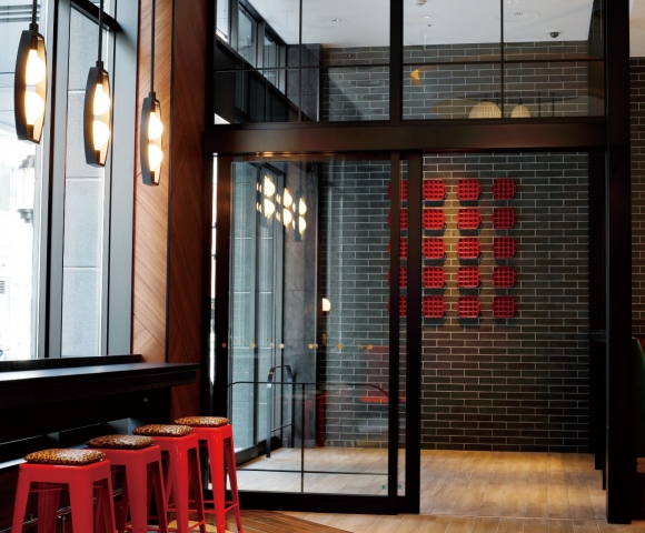 ホテル滞在中も「大阪」に浸る