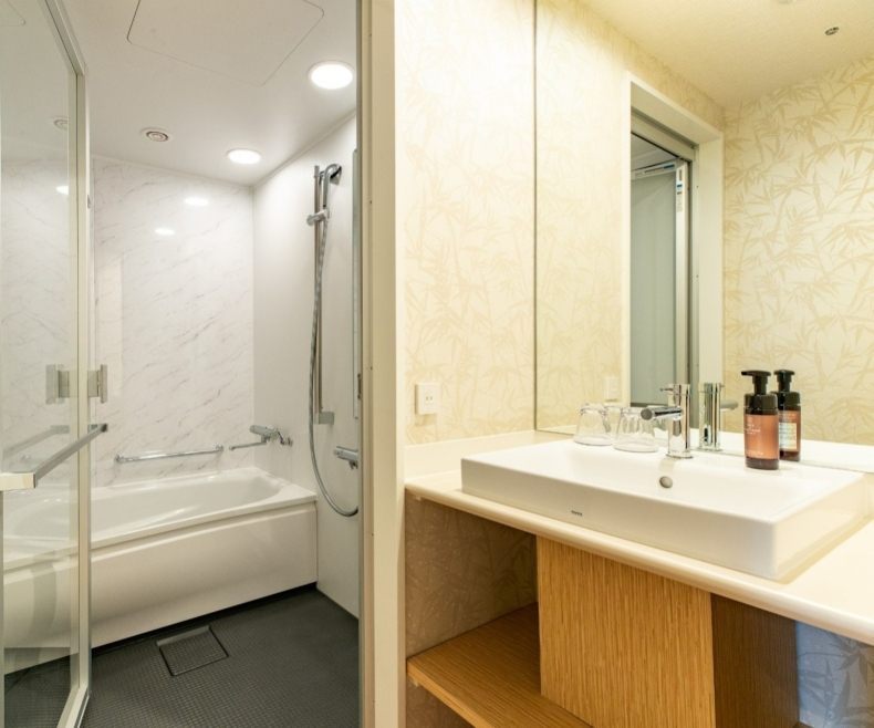 好莱坞女士双床房