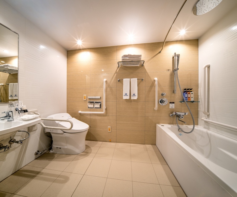 ユニットバスルーム