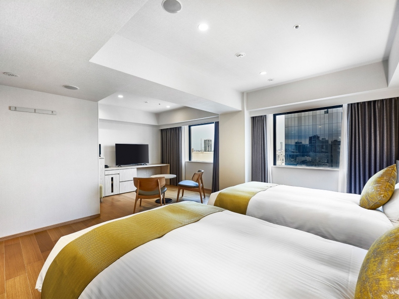 Twin Room with Wooden Floor