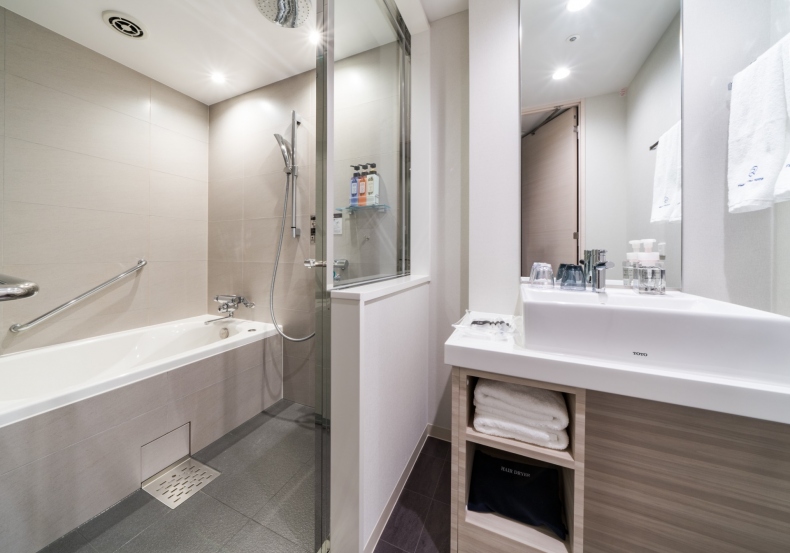 Twin Room with Wooden Floor