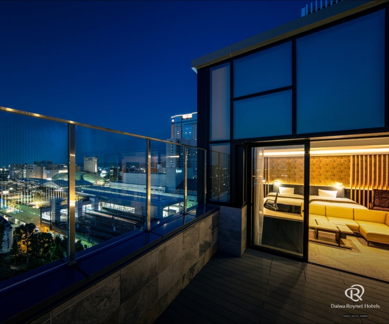 ペントハウス・ジュニアスイート（大人料金でのご予約人数合わせて3台目・4代台目のベッドをご用意いたします）