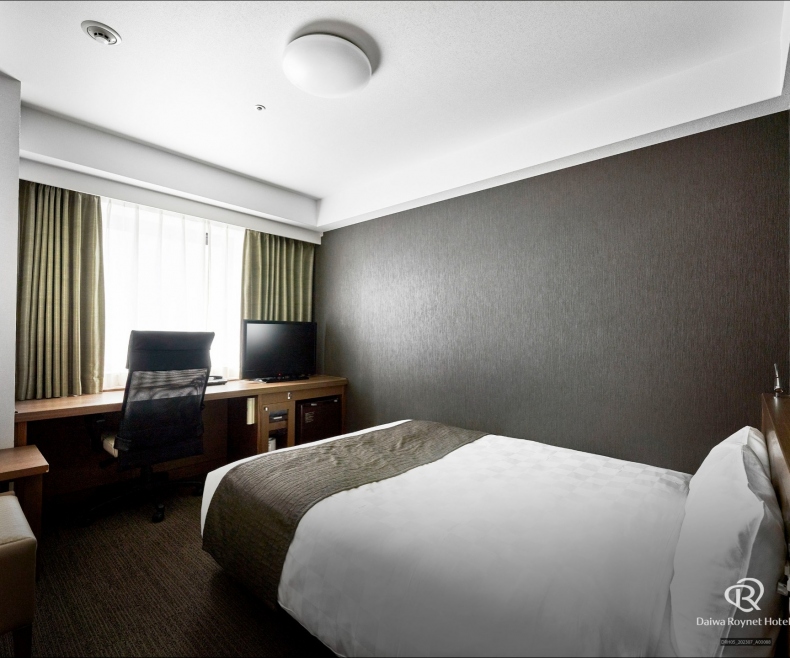 スタンダードダブル  ベッドサイズ154cm×203cm