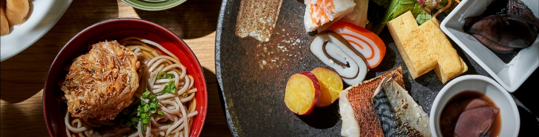 朝食