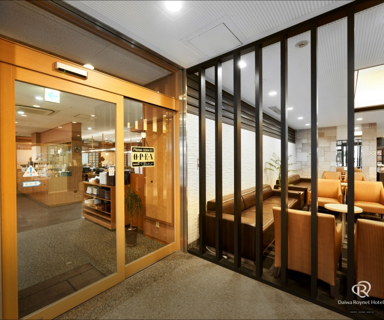 レストラン「SACHIMARU」入り口（1階）