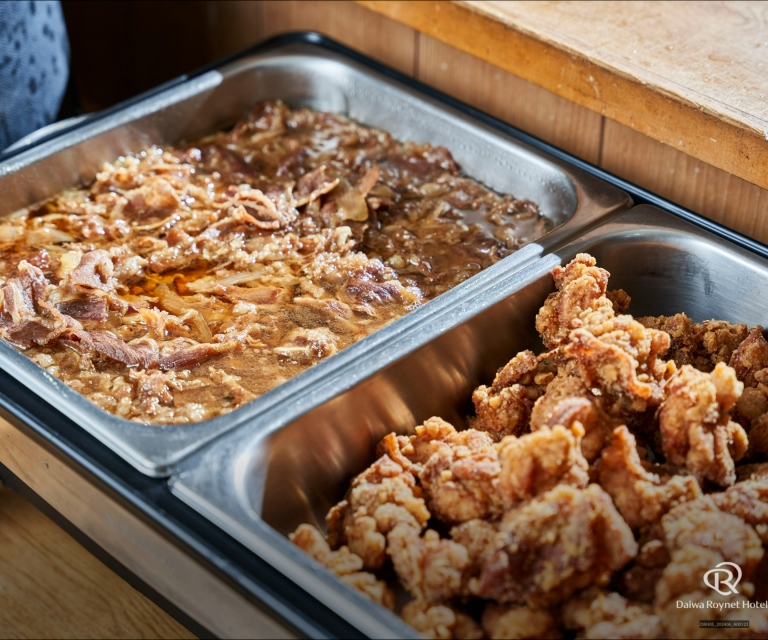 朝食ビュッフェ（肉料理ご提供イメージ）