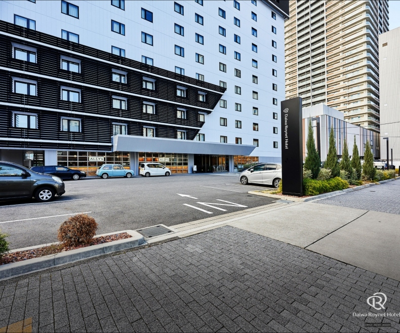 Dパーキング中区栄1丁目第2(ホテル正面側)