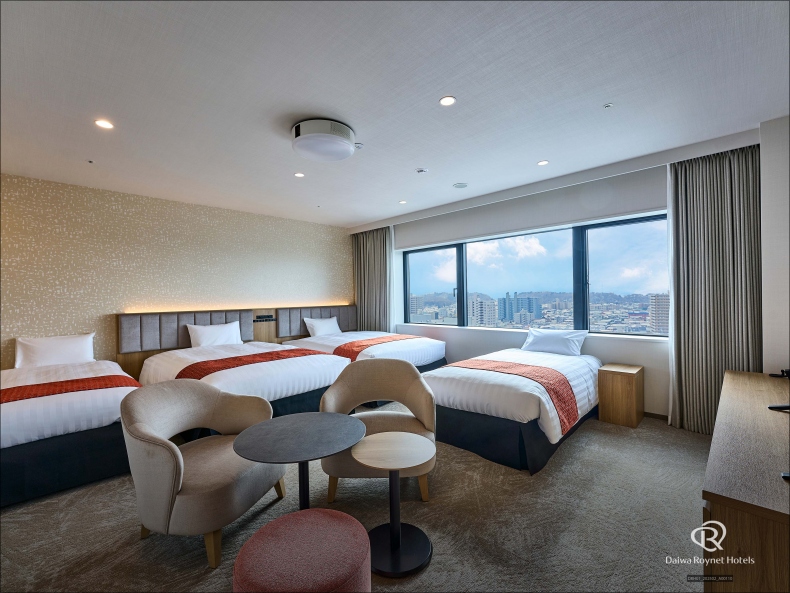 4名利用(エキストラベッド2台設置時）