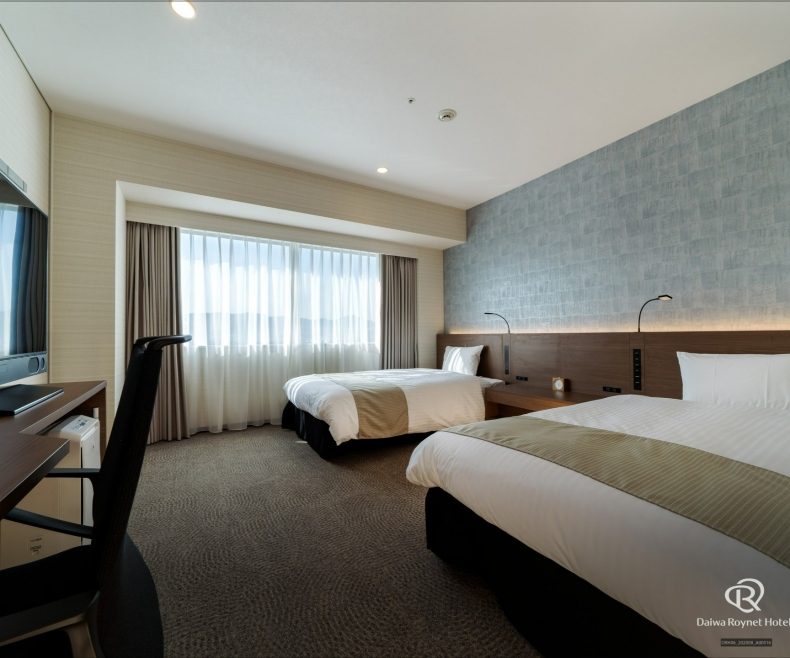 ユニバーサルツイン