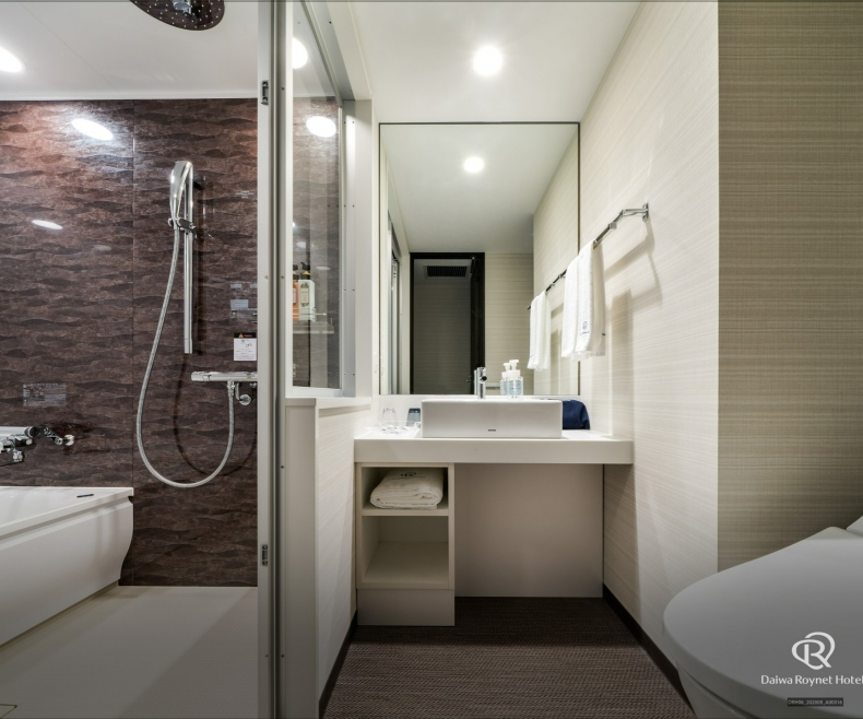 セミセパレートパスルーム