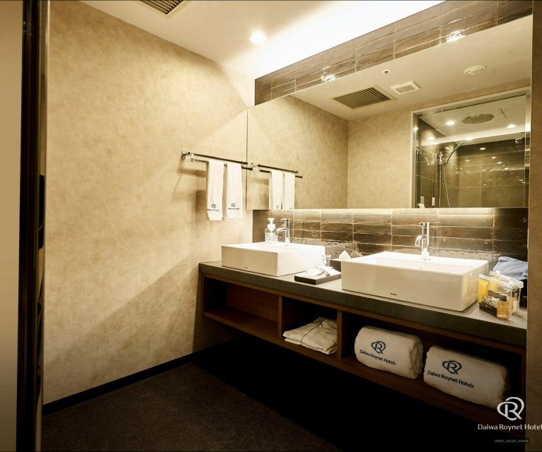 セパレートバスルーム（ジュニアスイート・スイートルーム）