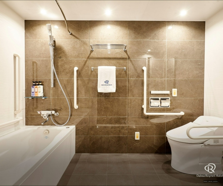 ユニットバス（ユニバーサルルーム）