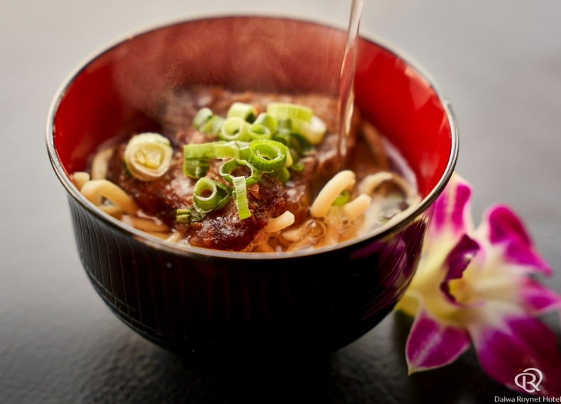 Okinawa Soba (Okinawa cuisine)